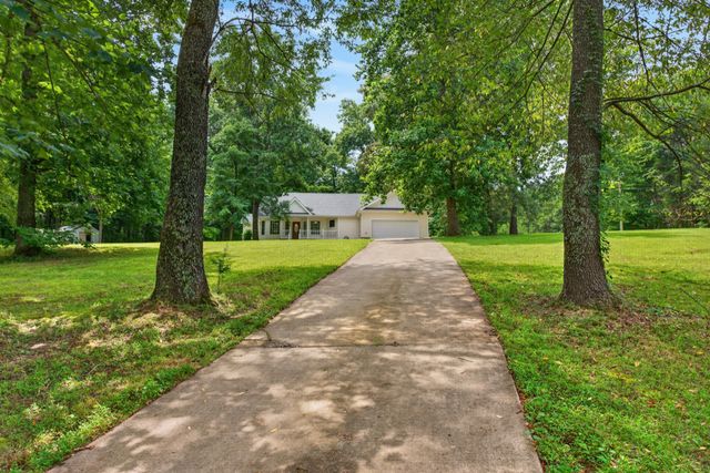 3450 Chapmans Cir, Palmyra, TN 37142