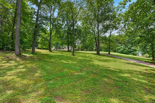 3450 Chapmans Cir, Palmyra, TN 37142
