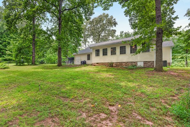 3450 Chapmans Cir, Palmyra, TN 37142
