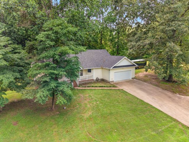 3450 Chapmans Cir, Palmyra, TN 37142