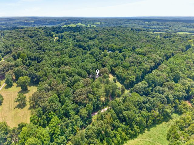 3450 Chapmans Cir, Palmyra, TN 37142