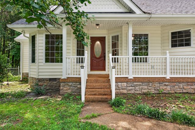 3450 Chapmans Cir, Palmyra, TN 37142