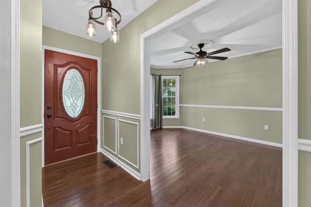 3450 Chapmans Cir, Palmyra, TN 37142