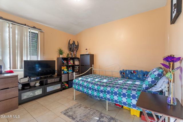 43604 Fern Avenue, Lancaster, CA 93534