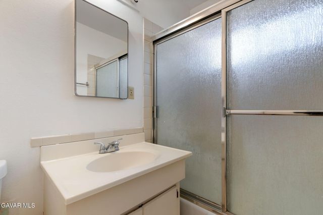 43604 Fern Avenue, Lancaster, CA 93534