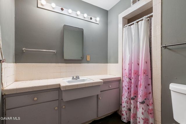 43604 Fern Avenue, Lancaster, CA 93534