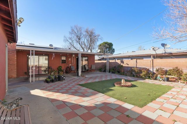 43604 Fern Avenue, Lancaster, CA 93534