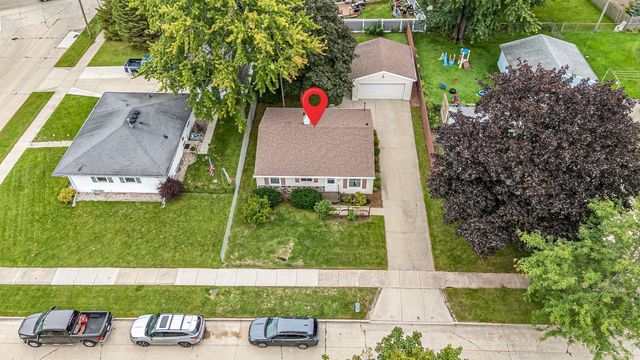 2124 S FOUNTAIN AVENUE, Appleton, WI 54915