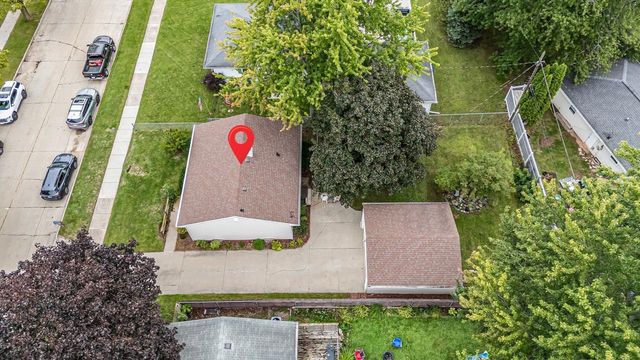2124 S FOUNTAIN AVENUE, Appleton, WI 54915