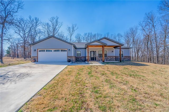 165 Crossroads Drive, Kansas, OK 74347
