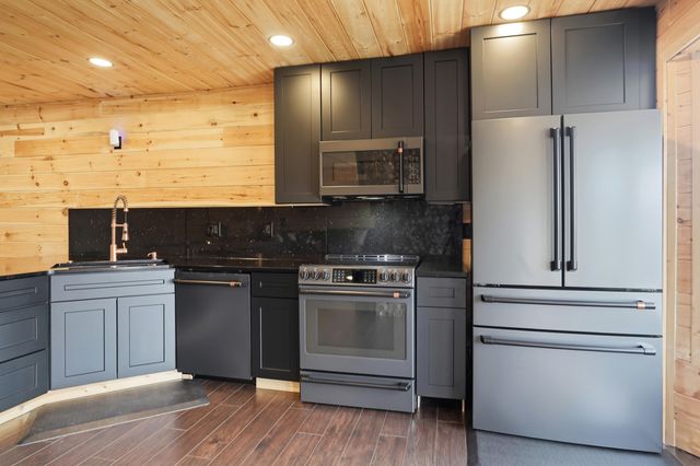 3501 AUGUSTA DR, Columbia, MO 65203