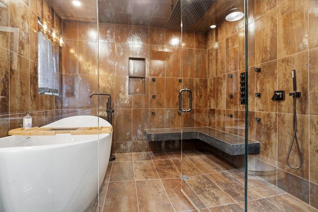 3501 AUGUSTA DR, Columbia, MO 65203