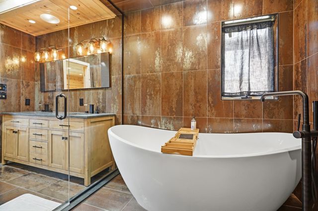 3501 AUGUSTA DR, Columbia, MO 65203