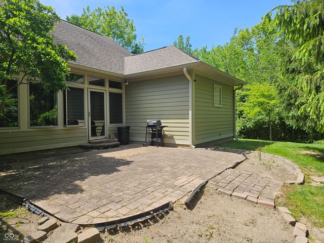 1755 Walnut Trace, Greenfield, IN 46140