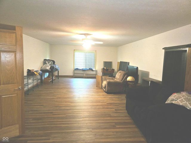1755 Walnut Trace, Greenfield, IN 46140