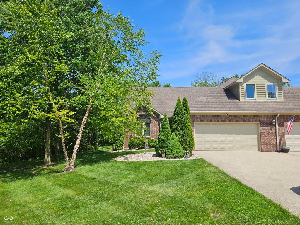 1755 Walnut Trace, Greenfield, IN 46140