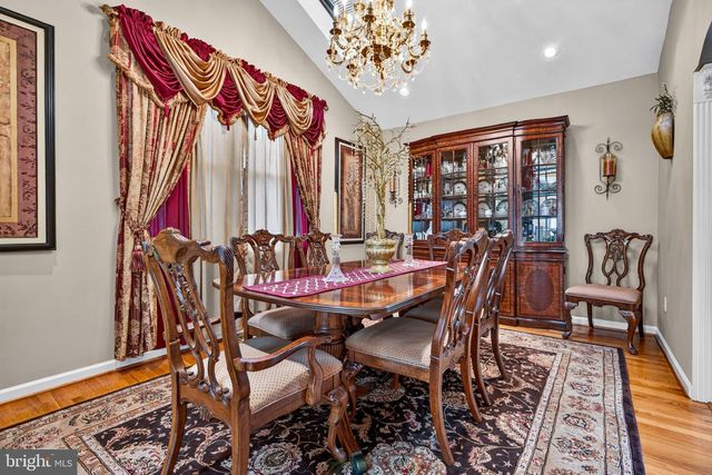 207 SANDRINGHAM RD, Cherry Hill, NJ 08003