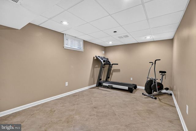 207 SANDRINGHAM RD, Cherry Hill, NJ 08003