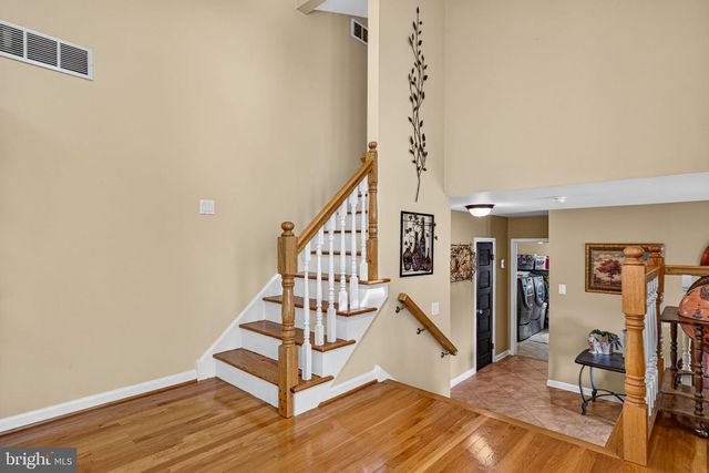 207 SANDRINGHAM RD, Cherry Hill, NJ 08003