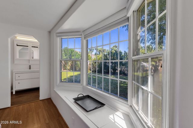 4643 E MONTEROSA Street, Phoenix, AZ 85018