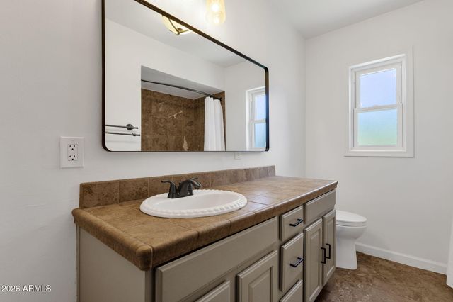 4643 E MONTEROSA Street, Phoenix, AZ 85018