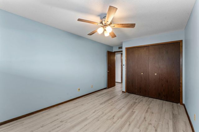 2485 Canabury Drive 212, Little Canada, MN 55117