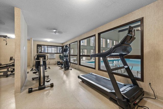 2485 Canabury Drive 212, Little Canada, MN 55117