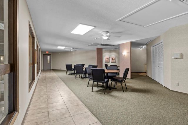 2485 Canabury Drive 212, Little Canada, MN 55117