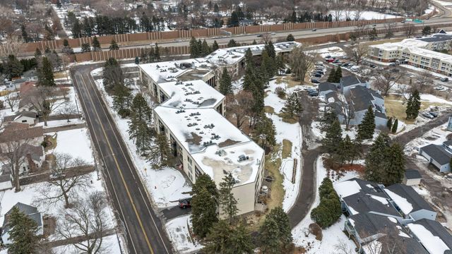 2485 Canabury Drive 212, Little Canada, MN 55117