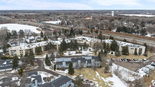 2485 Canabury Drive 212, Little Canada, MN 55117