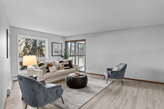 2485 Canabury Drive 212, Little Canada, MN 55117