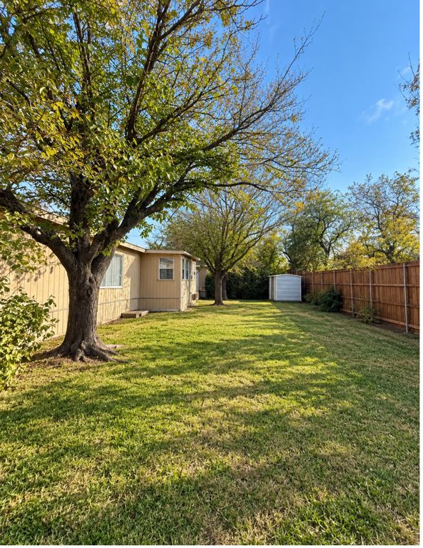 7443 Anderlan, The Colony, TX 75056 — photo 2