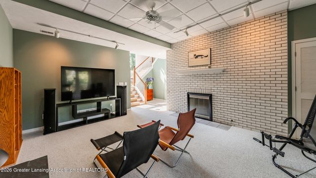 6380 Island Lake Drive, East Lansing, MI 48823