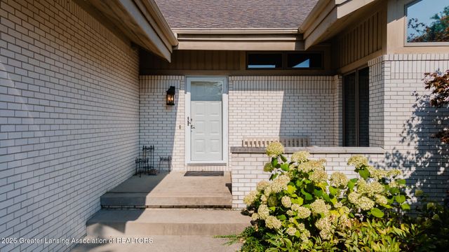 6380 Island Lake Drive, East Lansing, MI 48823