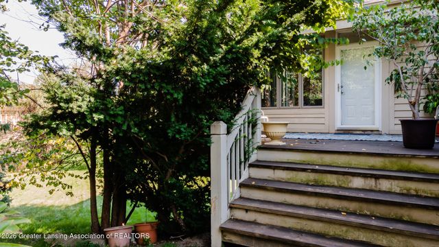 6380 Island Lake Drive, East Lansing, MI 48823