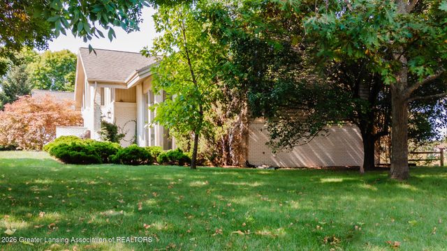 6380 Island Lake Drive, East Lansing, MI 48823