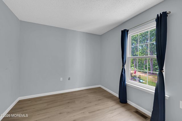 500 Begonia Court, Jackson, NJ 08527