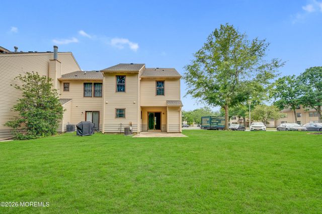 500 Begonia Court, Jackson, NJ 08527