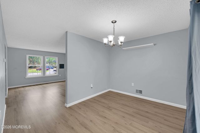 500 Begonia Court, Jackson, NJ 08527