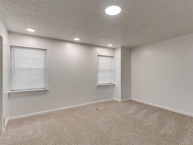 1631 Oakwood Drive, Norman, OK 73069