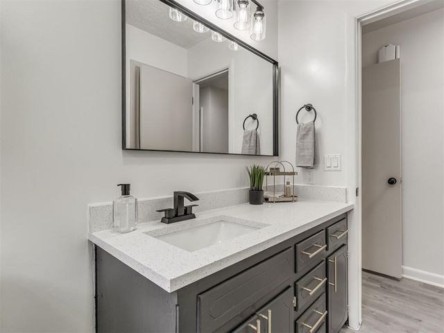 1631 Oakwood Drive, Norman, OK 73069