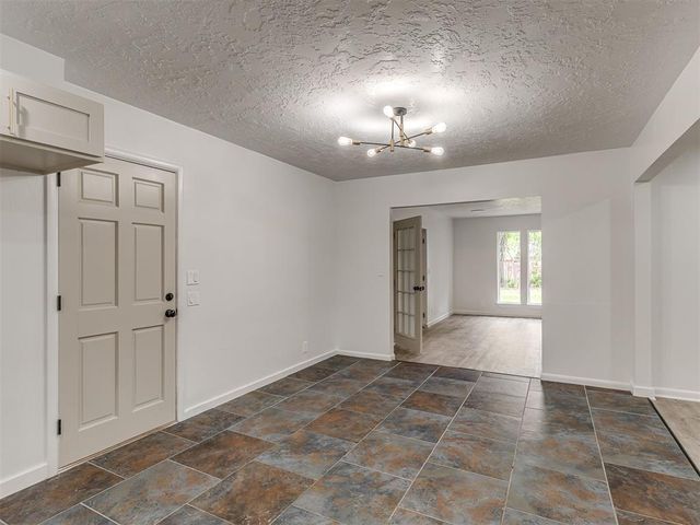 1631 Oakwood Drive, Norman, OK 73069