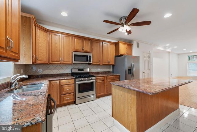 411 N KENWOOD AVE, Baltimore, MD 21224
