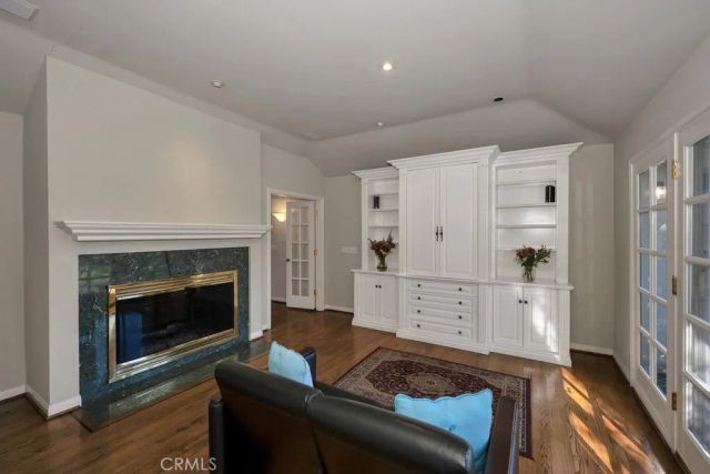 5504 Donna Avenue, Tarzana, CA 91356