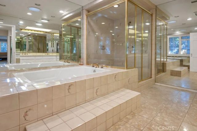 5504 Donna Avenue, Tarzana, CA 91356