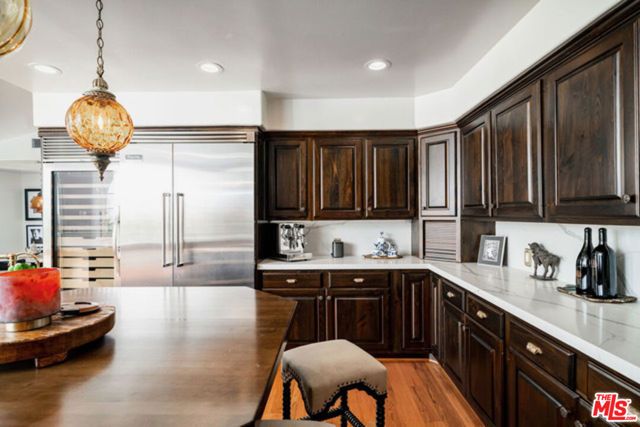 3351 N Knoll Drive, Los Angeles, CA 90068