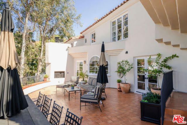 3351 N Knoll Drive, Los Angeles, CA 90068