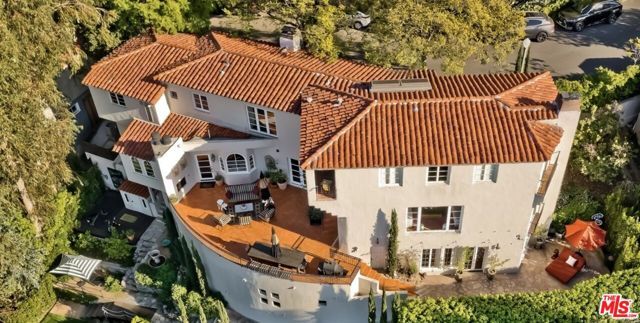 3351 N Knoll Drive, Los Angeles, CA 90068