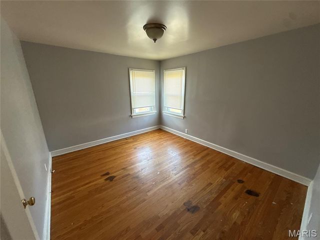 8841 Jennings Station Road, Jennings, MO 63136