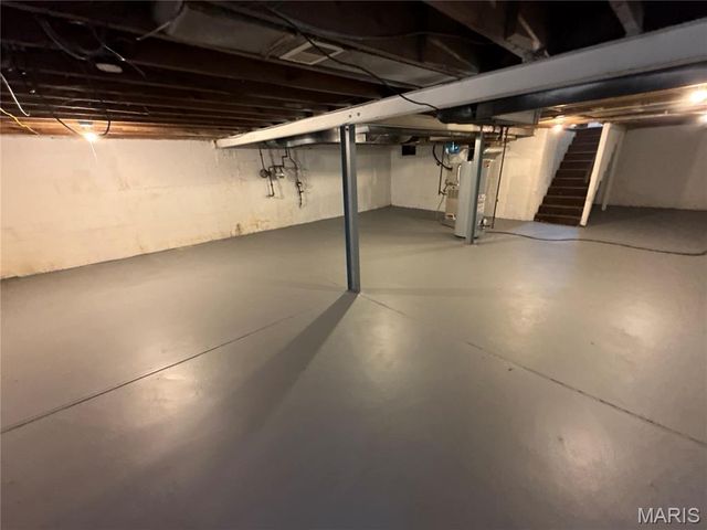 8841 Jennings Station Road, Jennings, MO 63136